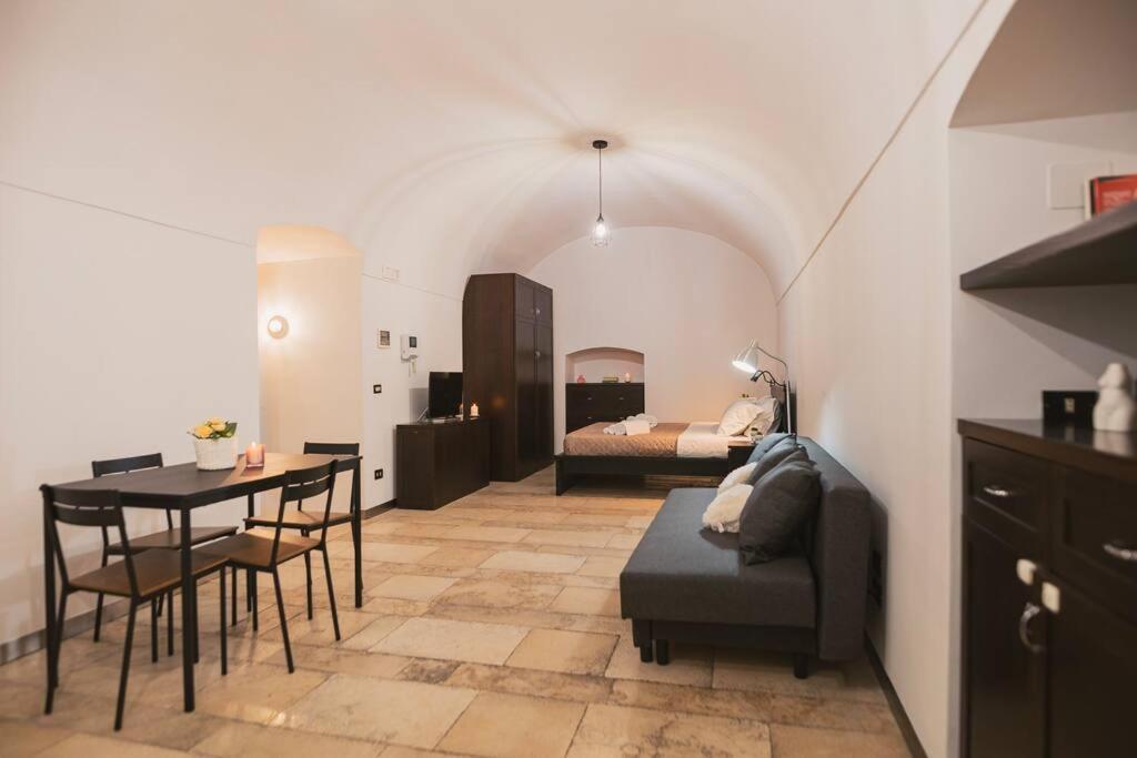 Trani -Suite ❉Marmor - Elegante Casa Storica ❉ Luaran gambar