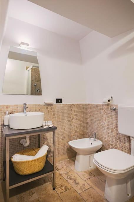 Trani -Suite ❉Marmor - Elegante Casa Storica ❉ Luaran gambar