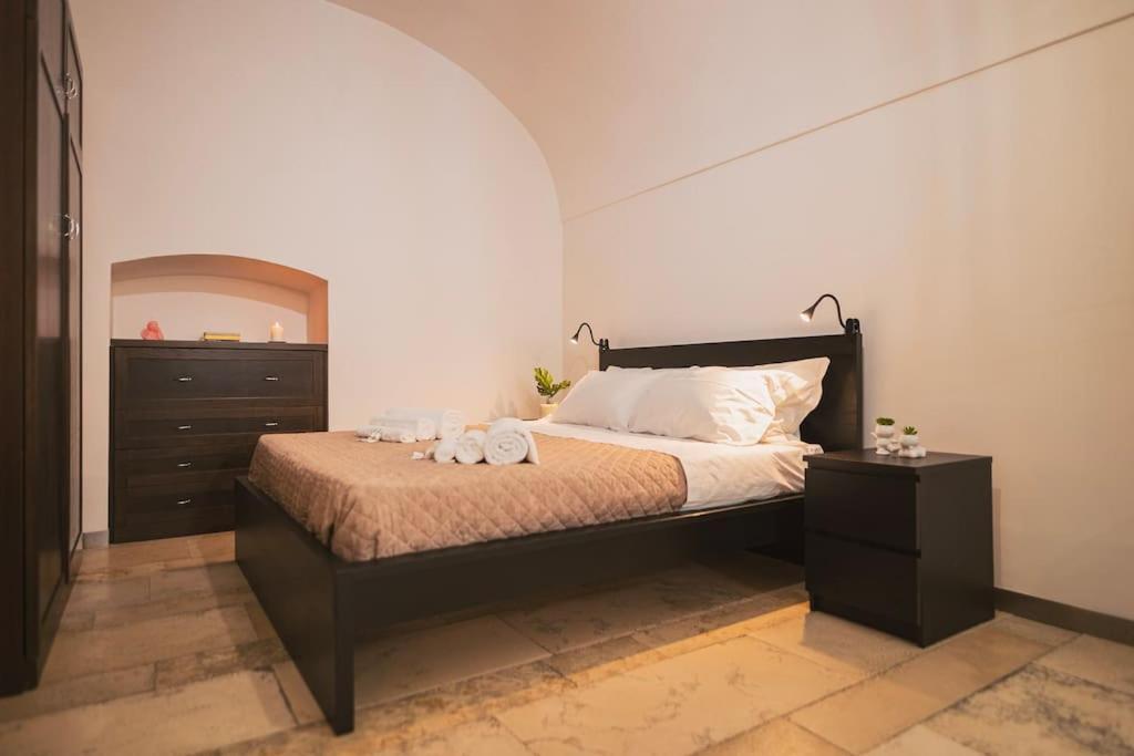 Trani -Suite ❉Marmor - Elegante Casa Storica ❉ Luaran gambar